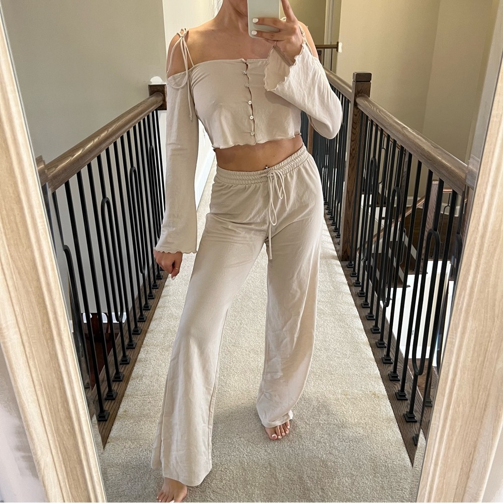 ZARA FLOWY TOP AND PANTS SET